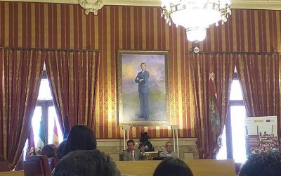 Aprocom asiste a la clausura del Programa Forma Empleo POEJ, en el que han colaborado varios comercios asociados.