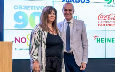 Aprocom, junto una docena de grandes empresas y entidades sociales y económicas, firma un convenio con el Ayuntamiento y Emasesa en la estrategia de fomento del ahorro de agua