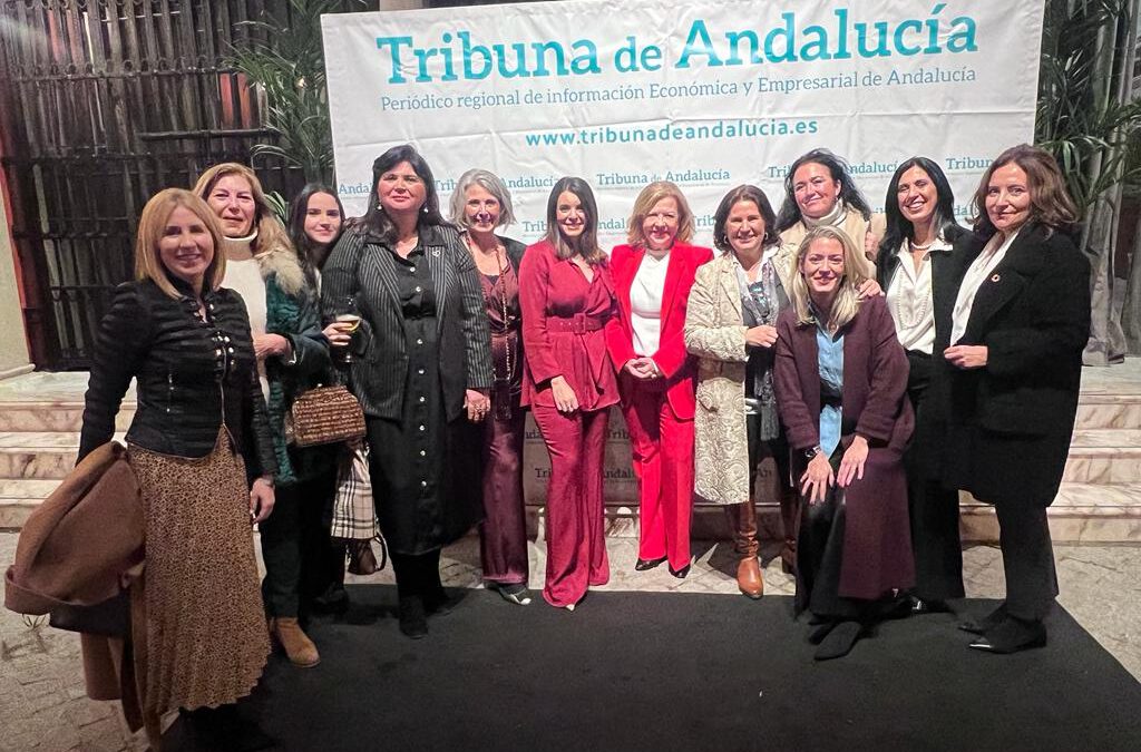 La Secretaria General de Aprocom asiste a la Gala de los Premios Tribuna de Andalucía