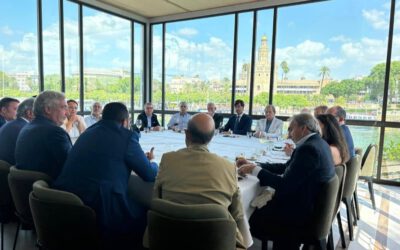 El presidente de Aprocom asiste a la reunión de apertura de curso con todos los presidentes de las sectoriales de la CES.