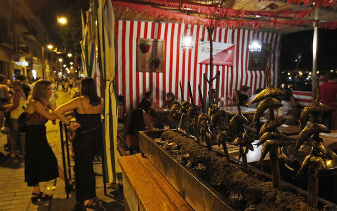Guía para moverse por la Velá de Triana: calles cortadas, prohibiciones para aparcar y paradas de taxi